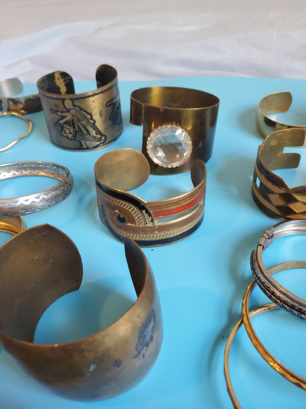 30 Bracelets, items # B -2507-2536,  wt. did not measure !! - Picture 6 of 13